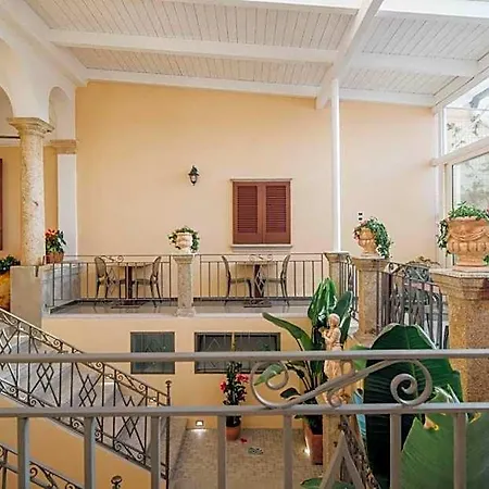 Le Corti - Dimora Storica Hotel Cinquefrondi